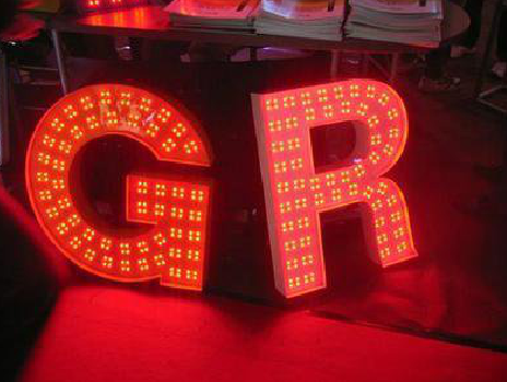 汉川LED发光字常见的安装误区。